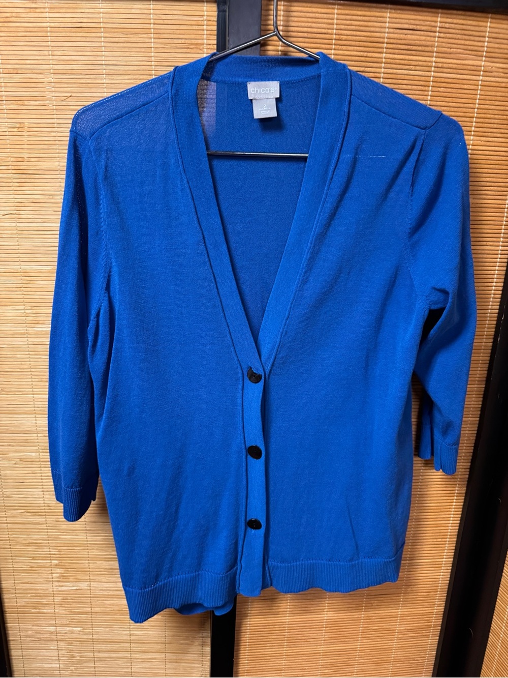 Chico's Cobalt Blue V-Neck Cardigan Sweater Womens Size 2 Large Chipped Button